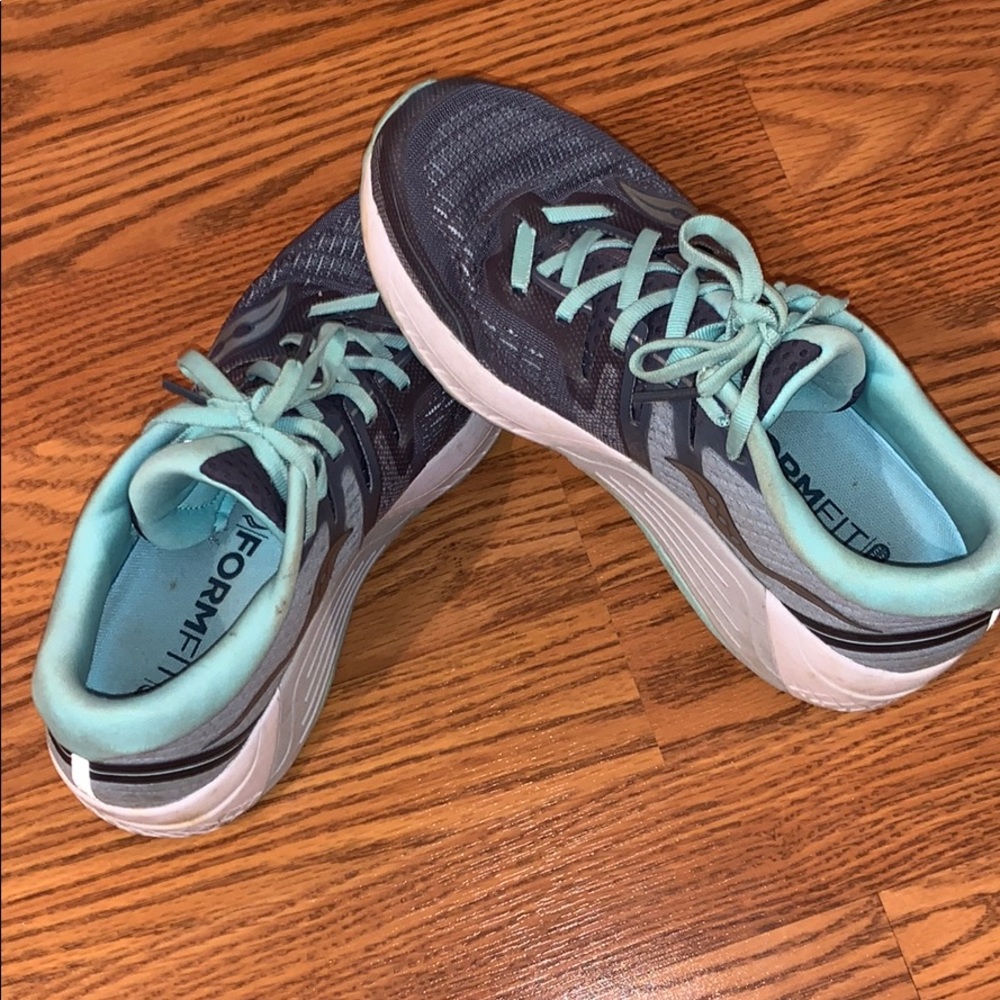 Saucony sneakers guide
